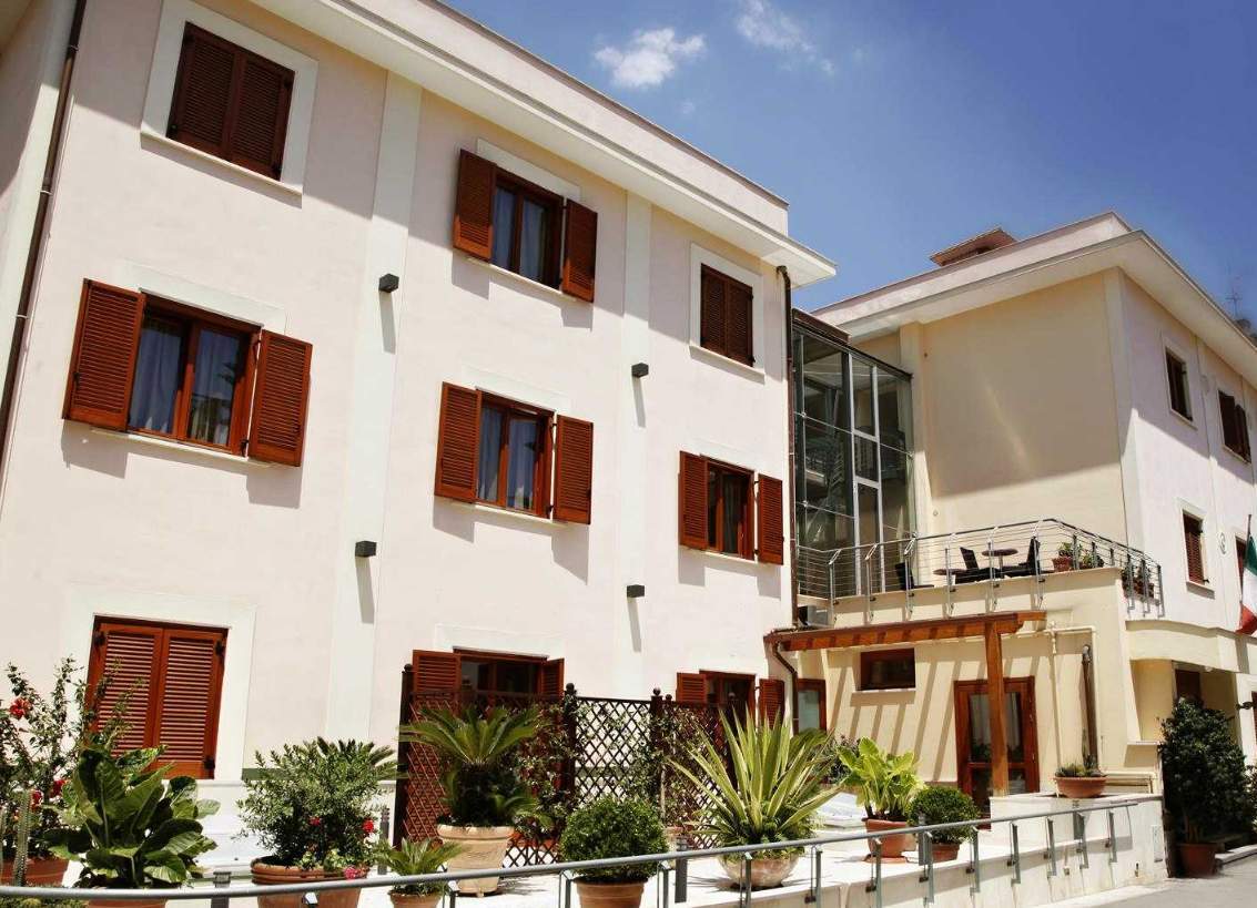 Hotel Diana Pompei Luaran gambar