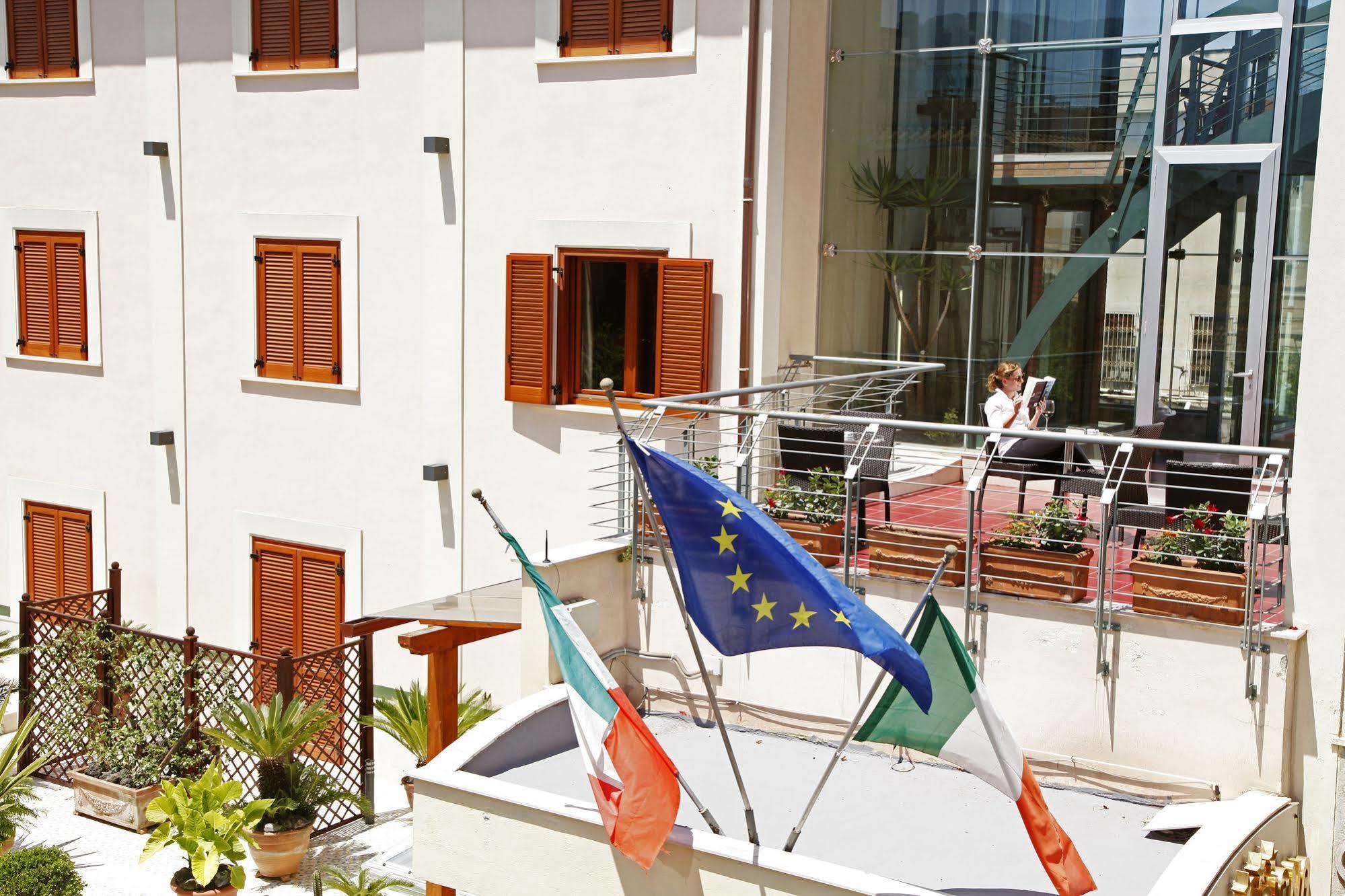 Hotel Diana Pompei Luaran gambar